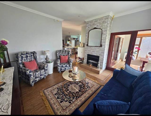 3 BEDROOM HOUSE FOR SALE IN GLEN MARAIS